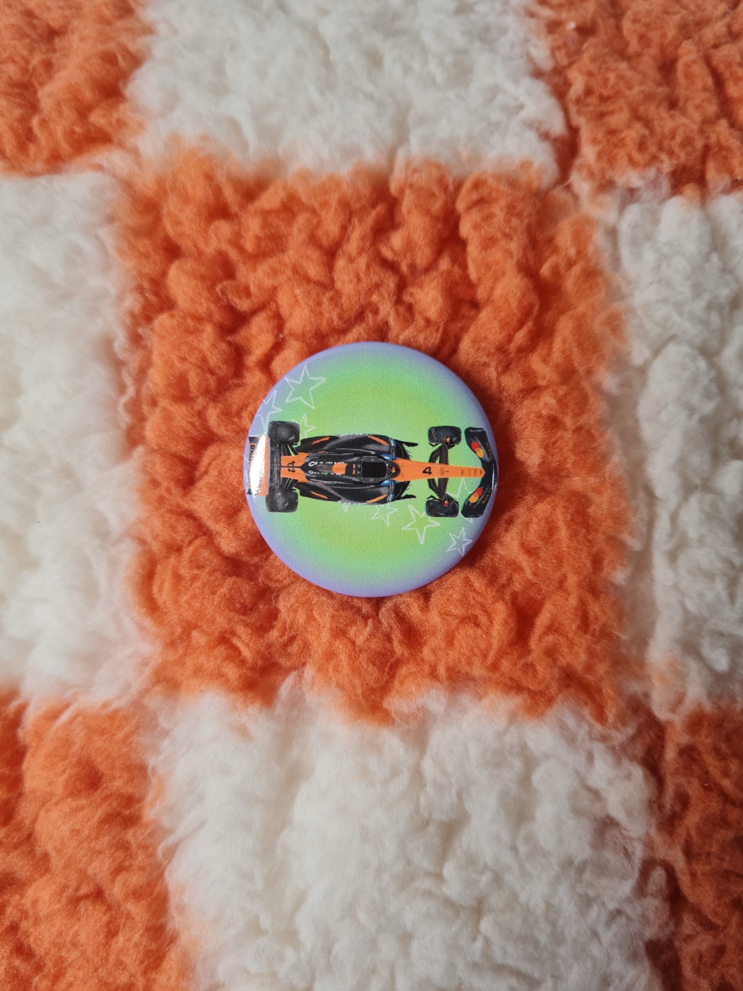 McLaren car badge pin (Lando Norris)