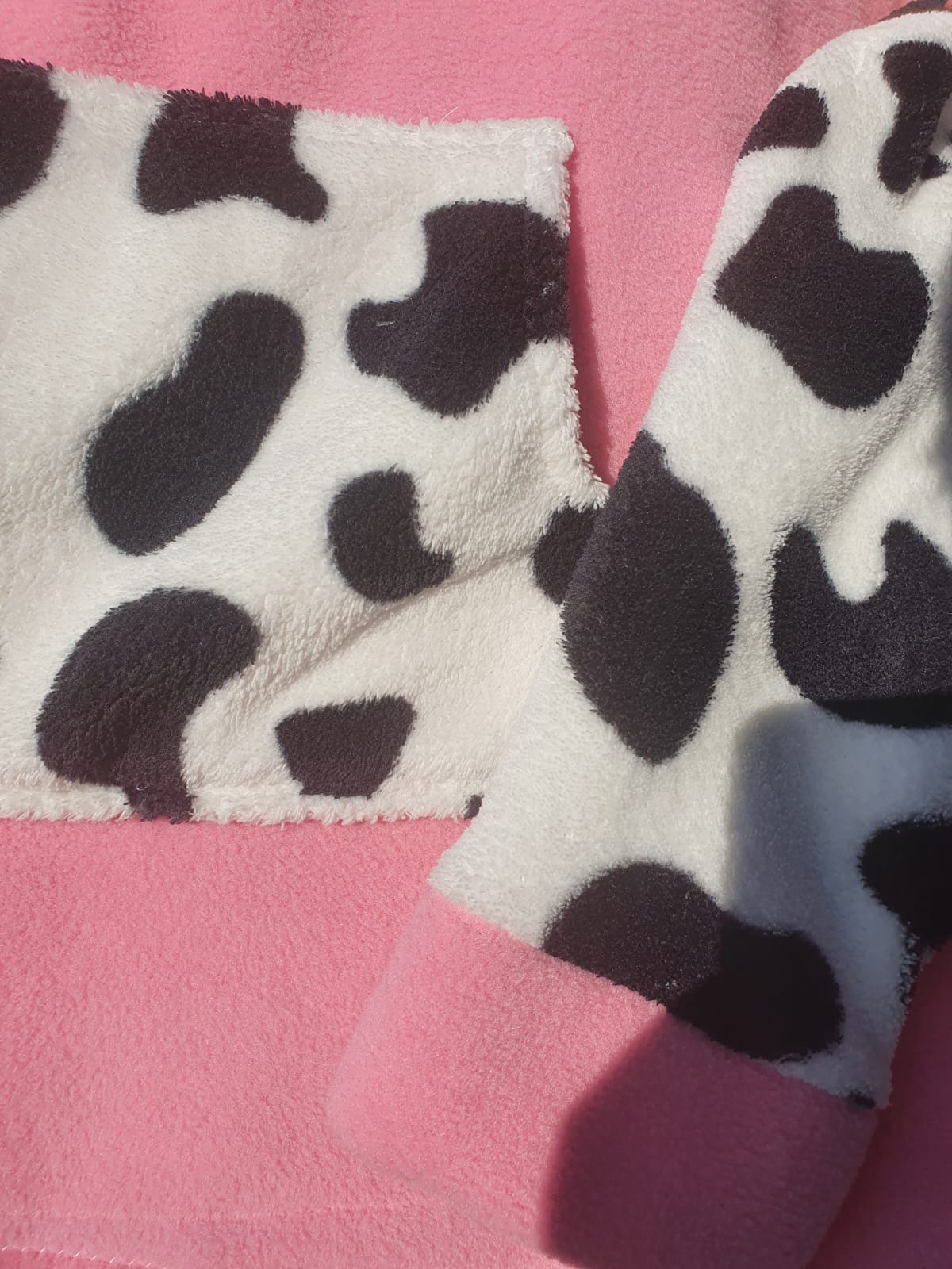 Pink and cow fleece (S)