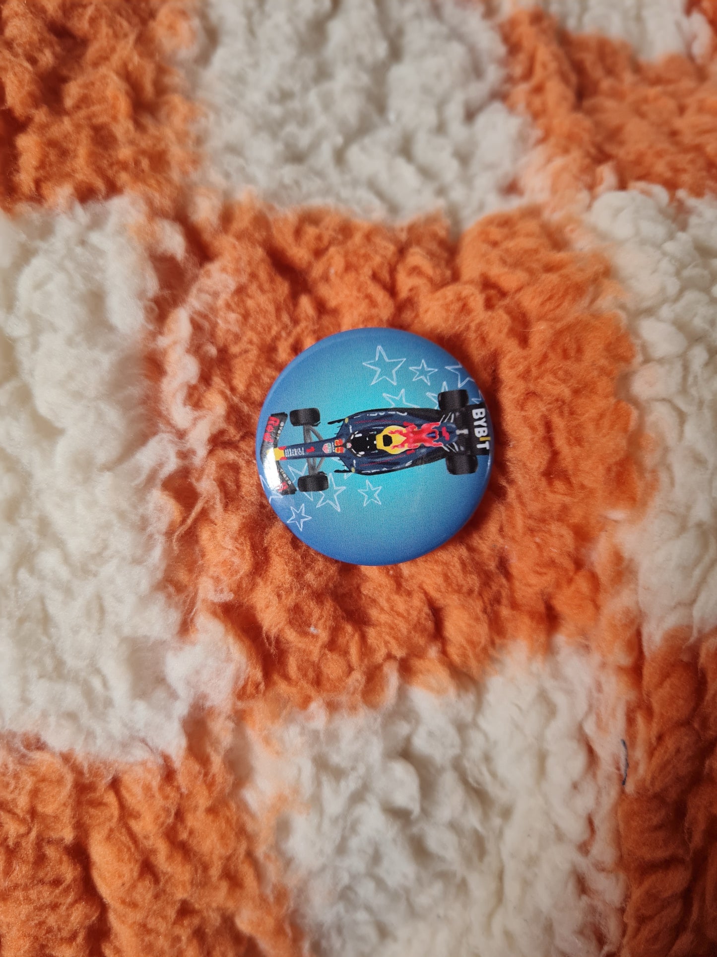 Red Bull car badge pin (Max Verstappen)